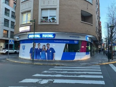 Dental Total - Clínica dental en Cuidad Real. Todas las especialidades. Más de 20 años de experiencia