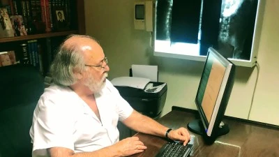 Doctor Don Jesus Martinez Olmos Consulta Privada Medico