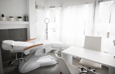 Dra Lourdes Aloy