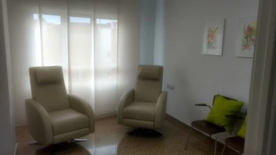 Dra. Ana Gómez Bernabeu Psicología, Terapia familiar y de pareja