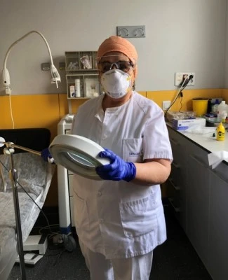 Dra. Dolores Fernandez Medina, Dermatólogo