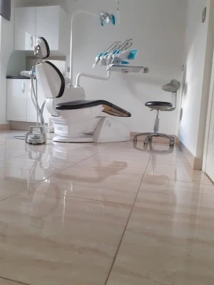 Dra. Pilar Teruel CLINICA DENTAL