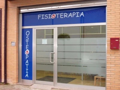 Fisioterapia y Osteopatía. Eva Llopis y Juanjo Godoy