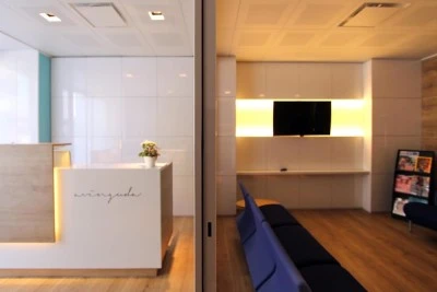 CLÍNICA DENTAL AVINGUDA