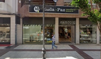 Mónica Alujas Arbiol, Psicólogo