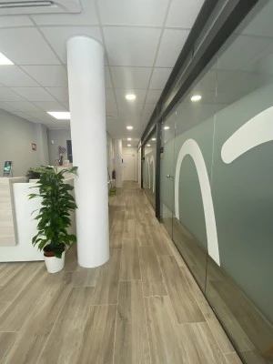 Nivia Dental