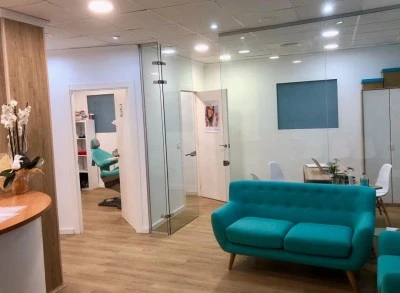 Ocaña Albert Clínica Dental