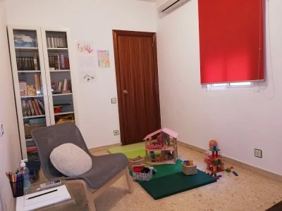 Psicóloga infantil y de adultos