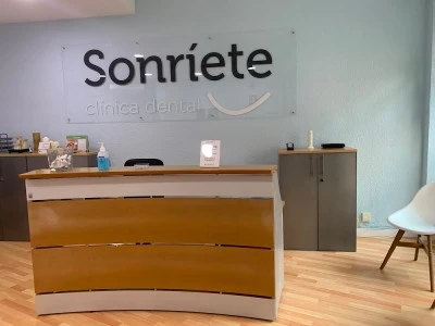 Sonríete Cínica Dental