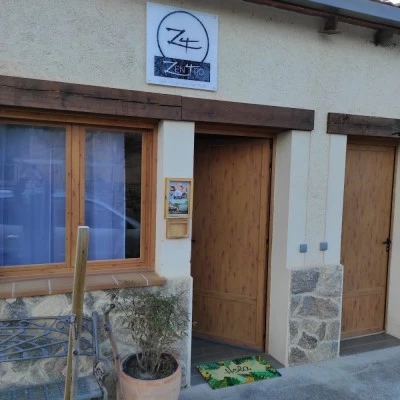 Zentro