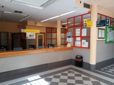 Centro de Salud de Pinos Puente